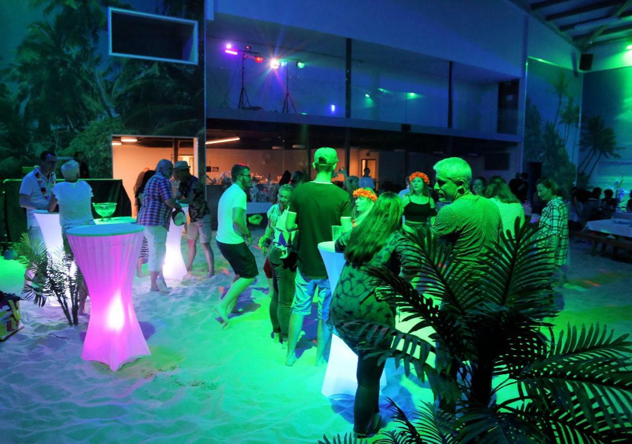Beachin - Sport, Events, Hotel, Restaurant, Bar Ins Exterior photo